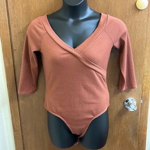 ASTR Rust Orange Ribbed 3/4 Sleeve Bodysuit